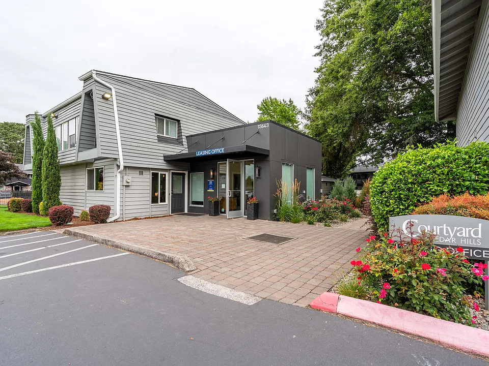 Courtyards at Cedar Hills