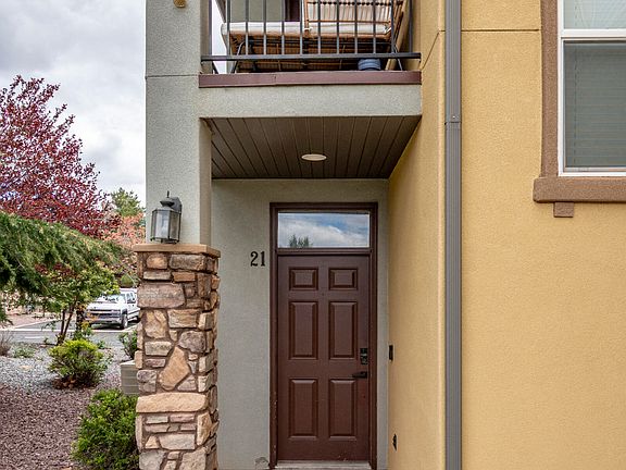 3rd image of 1177 Northfield Rd APT 21