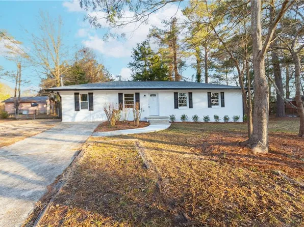 5864 Ronnie Dr, Rex, GA 30273