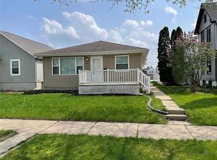 819 G Ave NW #1, Cedar Rapids, IA 52405