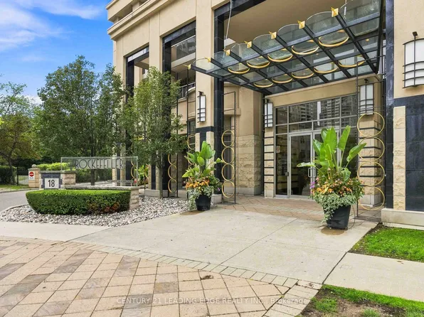 18 Kenaston Gdns #212, Toronto, ON M2K 3C7