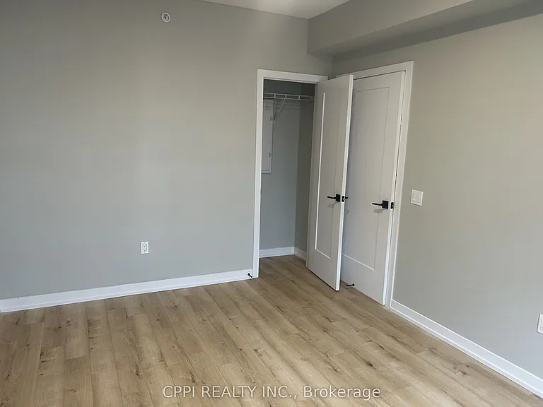 70 King St E #606 — Photo 7