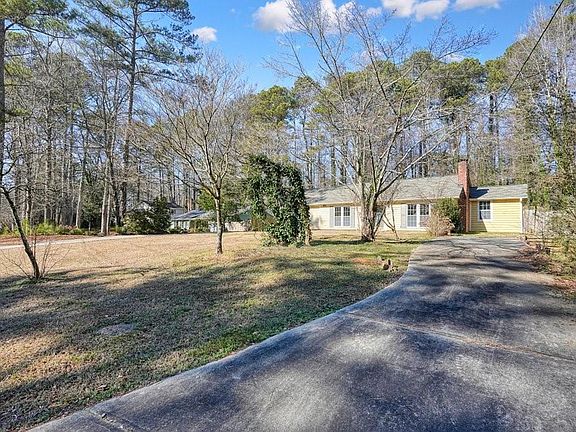 3rd image of 3172 Bob Cox Rd NW