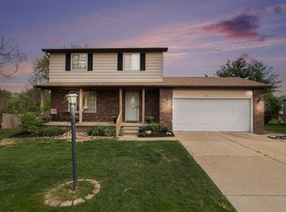 1141 Hollyhock Dr, Grand Blanc, MI 48439