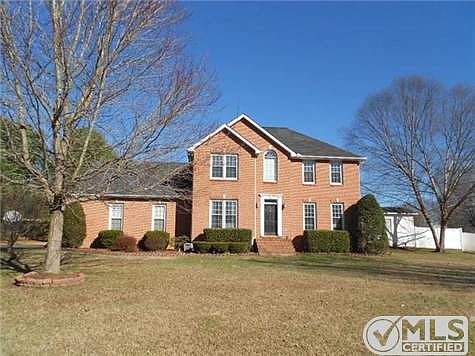 2nd image of 105 Berkley Ct