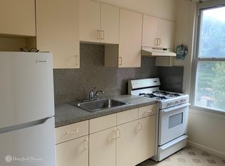 2822 Fort Hamilton Pkwy #2, Brooklyn, NY 11218