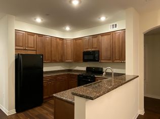 604 S Riverside Ave #102, Rialto, CA 92376