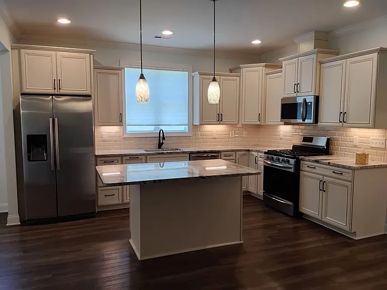 223 Taylorwood Dr — Photo 6