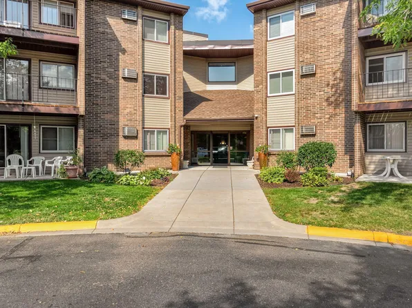 3425 Golfview Dr APT 322, Eagan, MN 55123