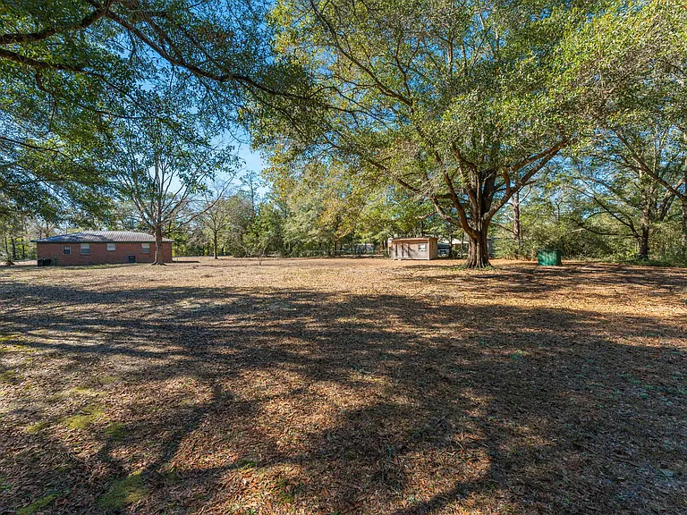 1841 County Highway 183 S — Photo 26