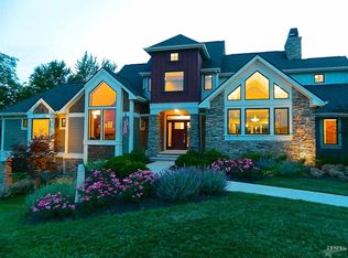 18205 Hand Rd, Huntertown, IN 46748