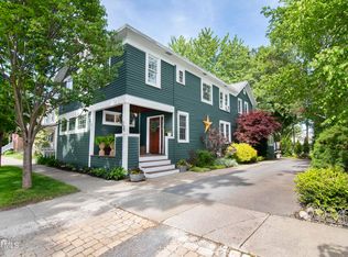 24 Walnut St, Saratoga Springs, NY 12866