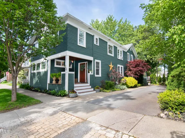 24 Walnut Street, Saratoga Springs, NY 12866