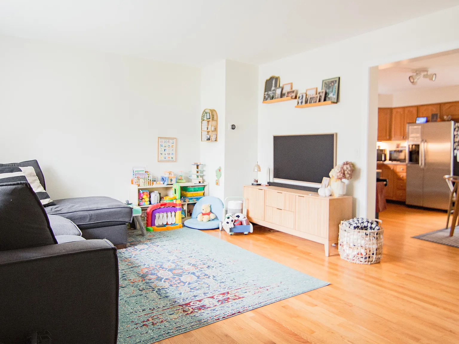 3 bed, 1500 sqft, $3,750 — Photo 3