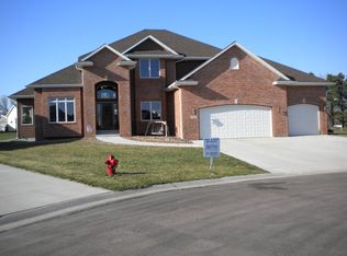 1144 Apache Trl, Brookings, SD 57006