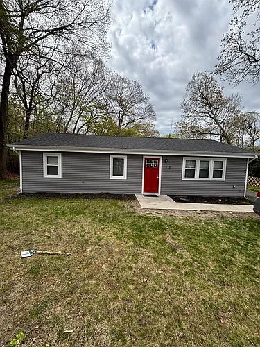 112 Maple Ln Photo 1