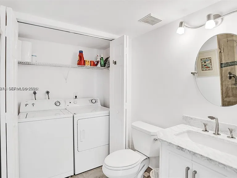 3500 Mystic Pointe Dr #2306 — Photo 27