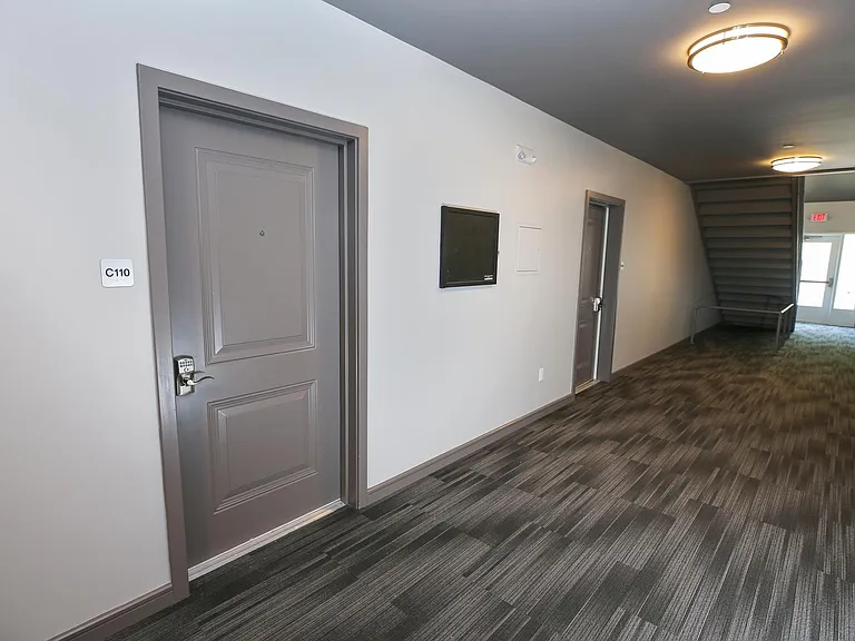 Westledge Apartments — Photo 39