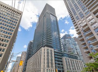 955 Bay St #2012-C01, Toronto, ON M5S 0C6