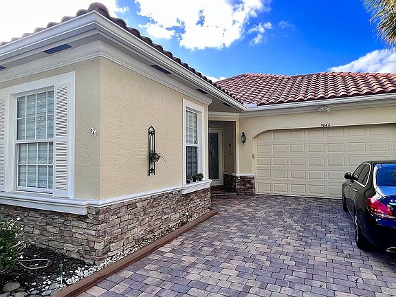 4th image of 9846 Cobblestone Creek Dr