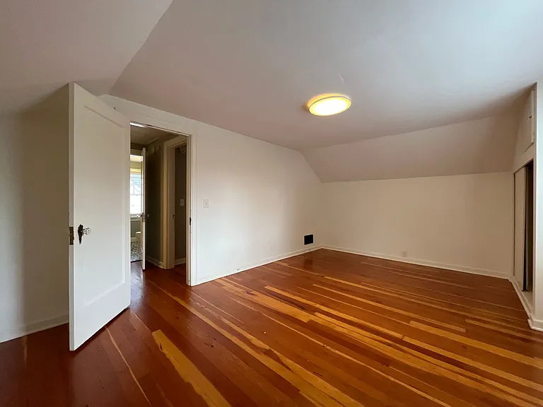 1723 NE 60th Ave — Photo 34