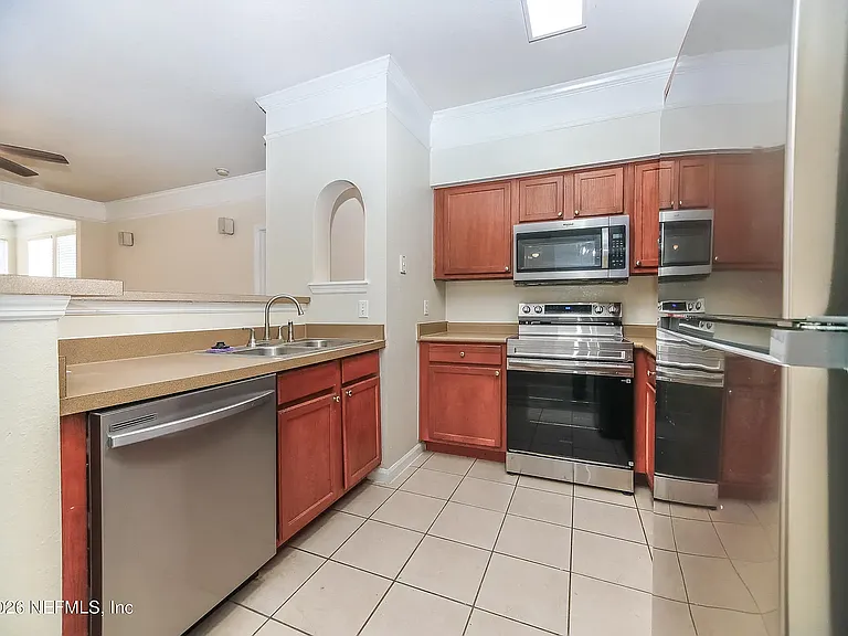 8550 Touchton Rd #621 — Photo 3
