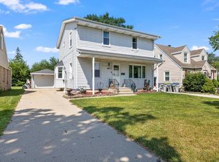 4877 N 103rd St, Milwaukee, WI 53225