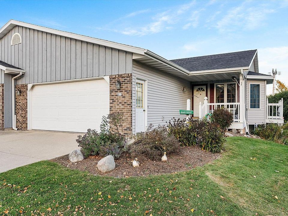 1st image of 288 Bley PARKWAY