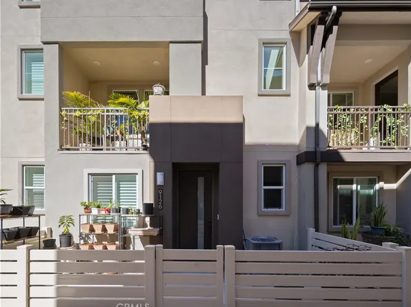 9126 Hudson Ln, Gardena, CA 90248