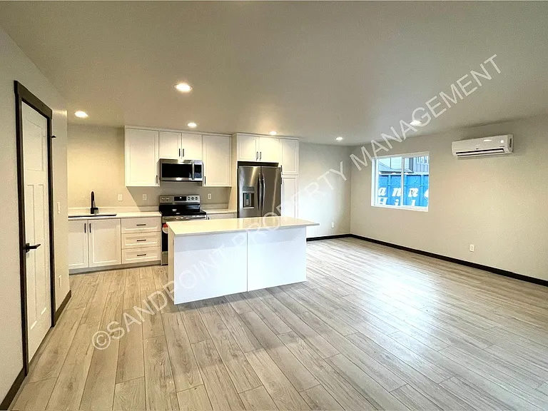 316 Aviator Ave #316 — Photo 8