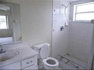 1st image of 180 Coral Reef Ct N