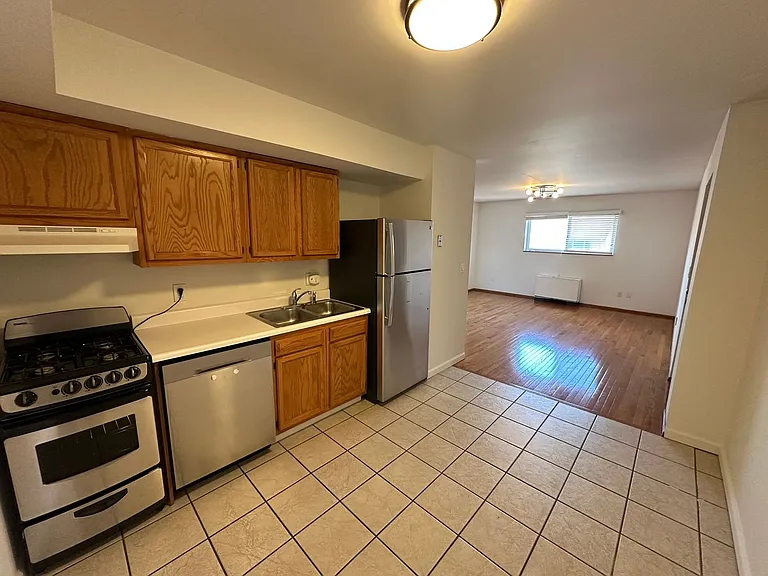 Chittenden Ave 34 UL — Photo 38