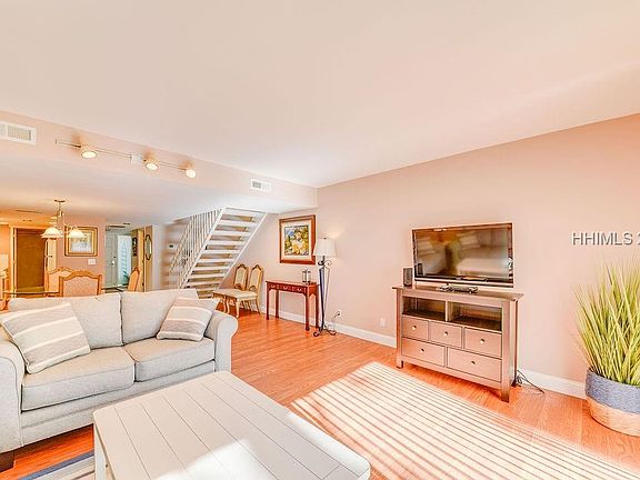 3rd image of 63 Shipyard Dr APT 1602