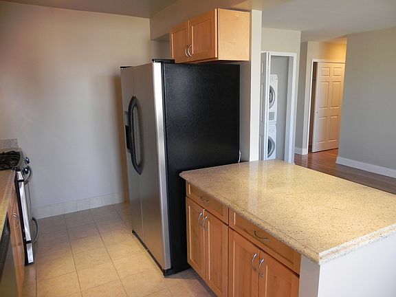 4th image of 80 N Moore St APT 23d