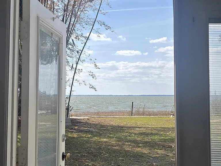 1120 Northshore Dr #1 — Photo 31