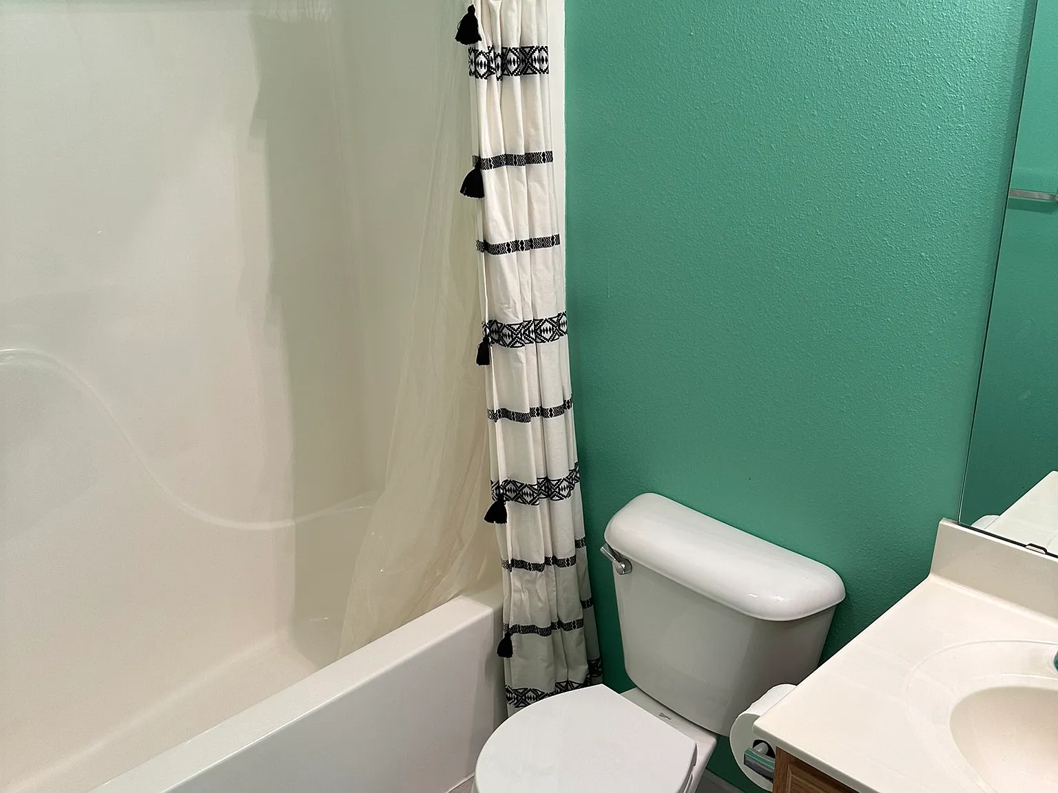 2345 Garrett Ln — Photo 4