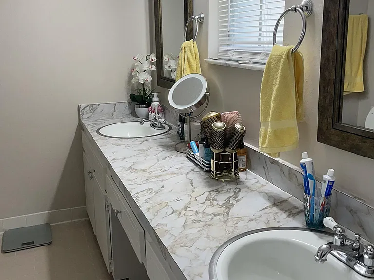 Irlo Dr — Photo 3