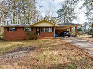 1289 Skyview Cir SW, Mableton, GA 30126