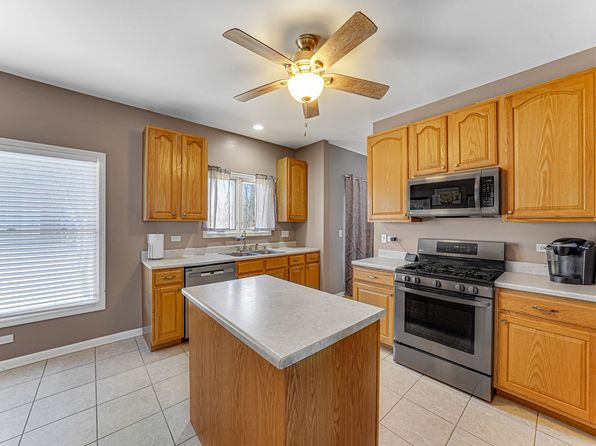 9163 Falcon Greens Dr, Village Of Lakewood, IL 60014
