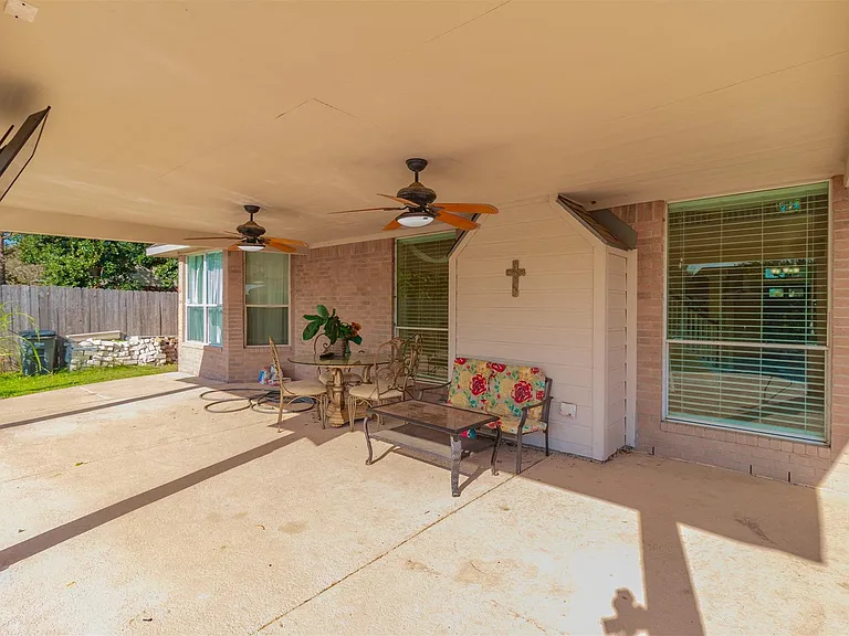 17531 Aspen Ridge Ct — Photo 33