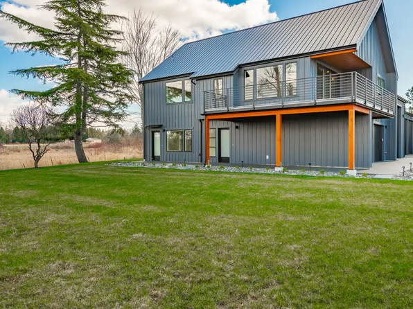 8638 Harborview Rd, Blaine, WA 98230