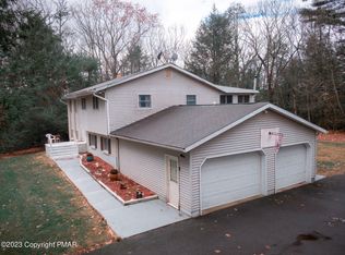 1517 Gale Dr, Effort, PA 18330