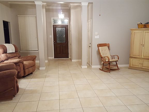 5th image of 1222 Hollow Ash Ln