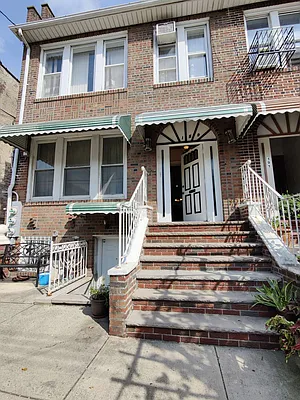 Rented by Signature Property Realty | media 1