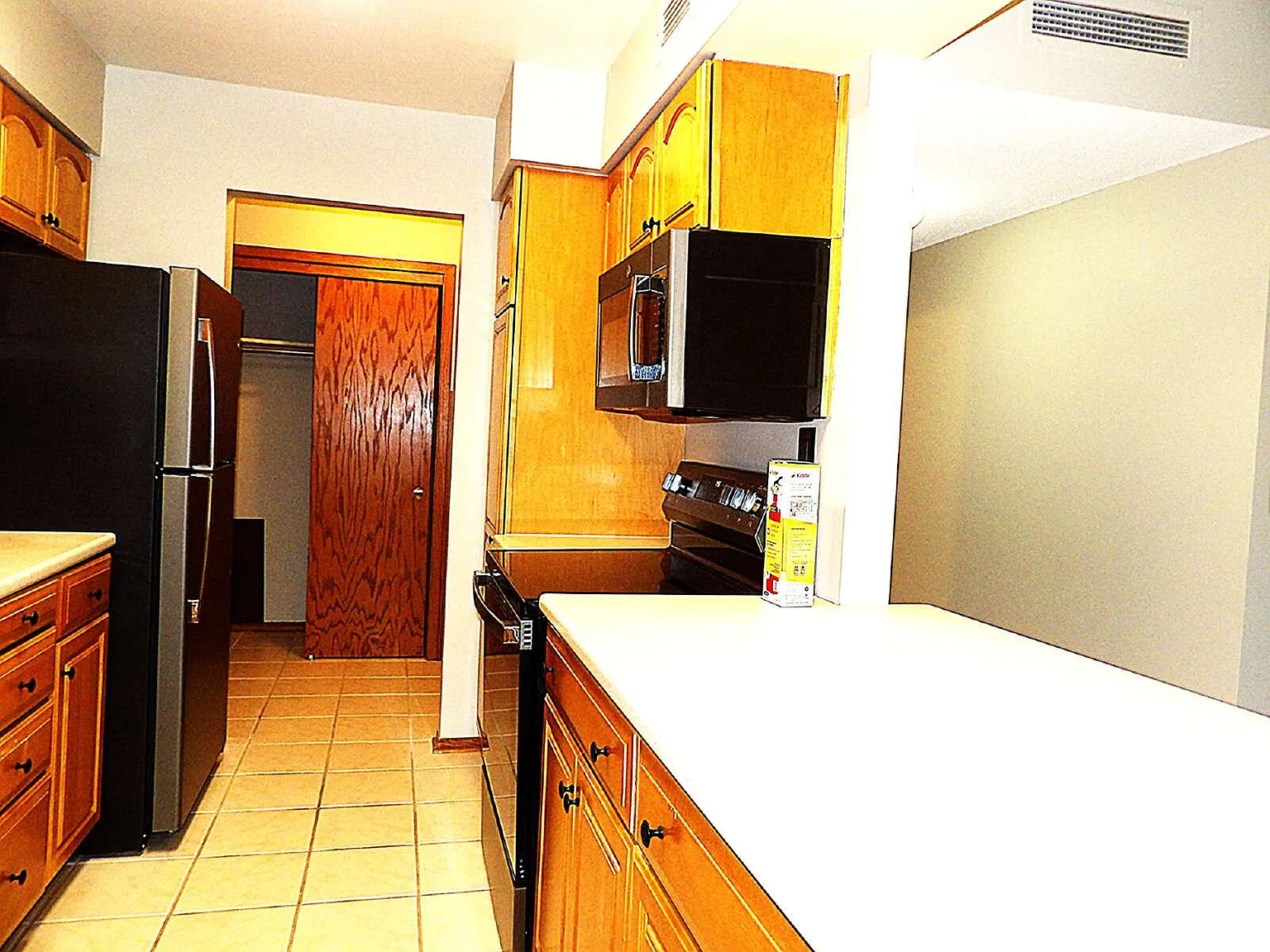 2 bed, 2.0 bath, 1010 sqft, $1,850 — Photo 3