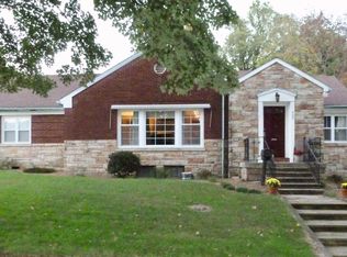 306 E 5th St, Huntingburg, IN