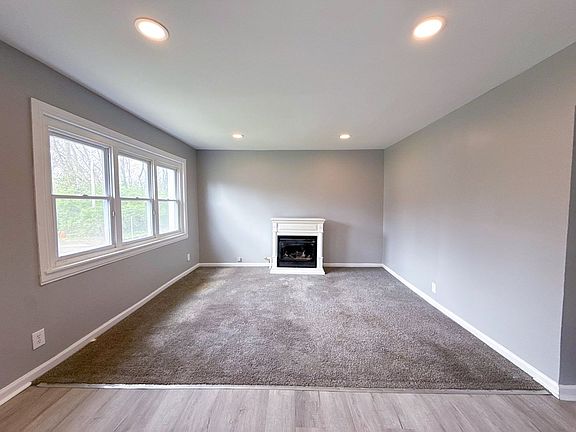 2nd image of 84 Betz Rd