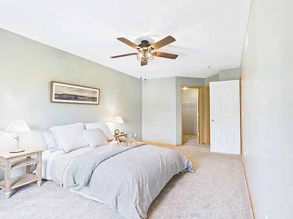 4th image of 2048 Willow Cir