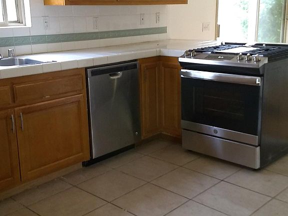 2nd image of 1728 Pelican Ave