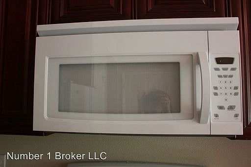5th image of 10535 Regent Square Dr #1006
